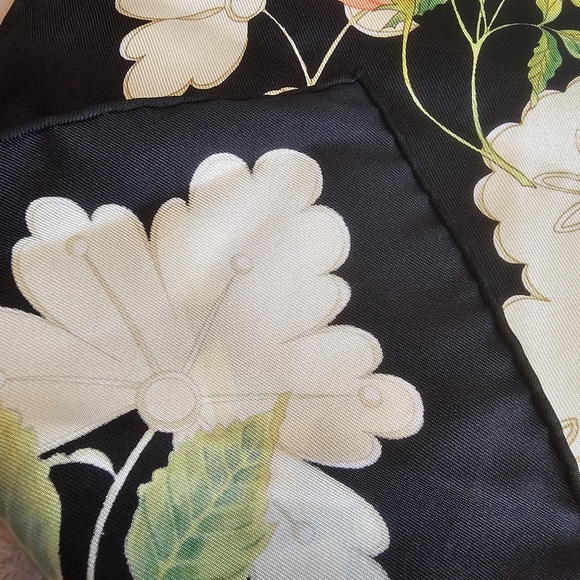 Vintage Salvatore Ferragamo Scarf - Picture 4 of 7